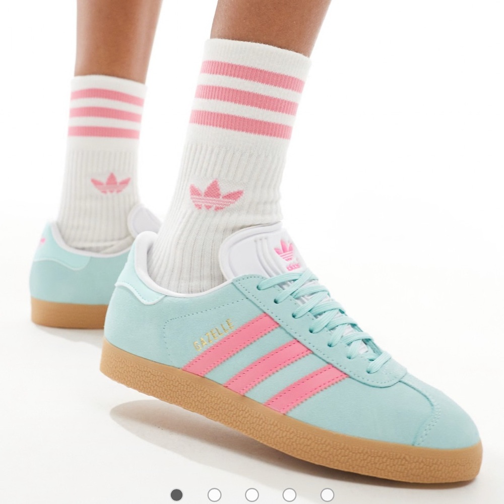 Adidas Gazelle•8🩵🩷